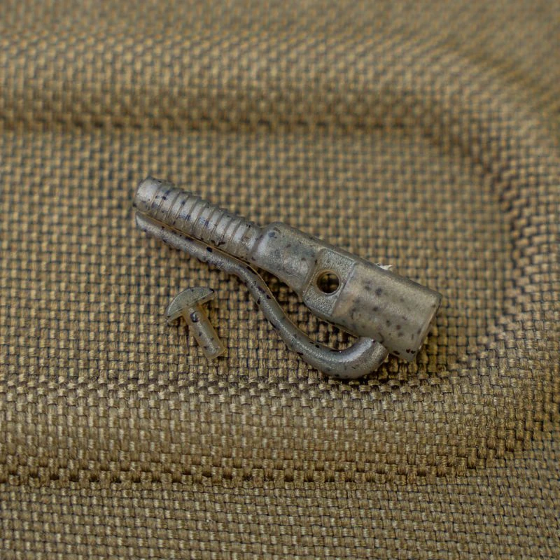 Avid Carp Outline Flecktone Pinned Lead Clips